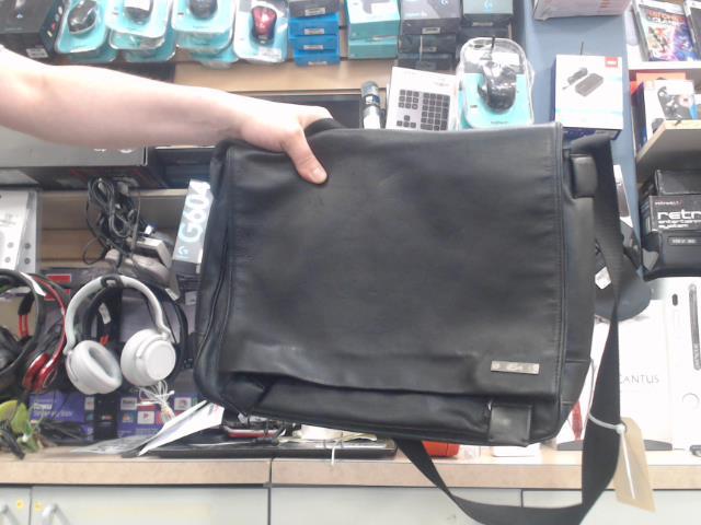 Laptop bag