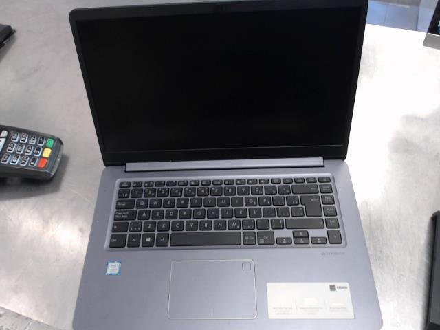 Laptop 8gram/i5 8thgen no charg