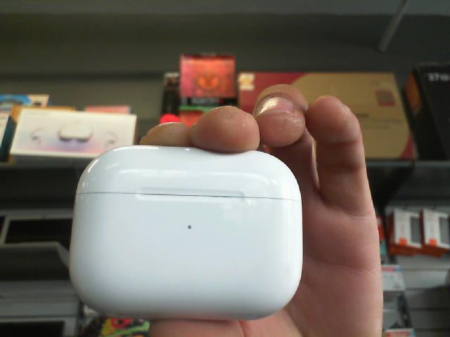 Airpods pro blanc + chrg case