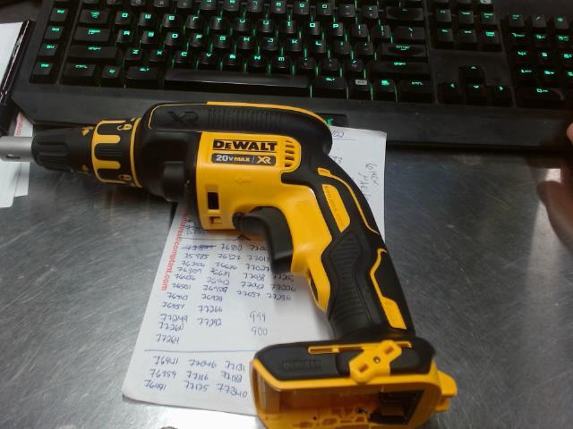 Drywall screwdriver+batt+chrg dssac