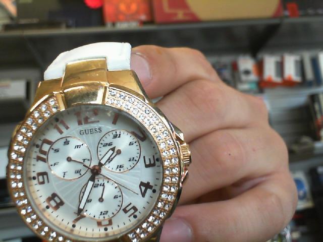 Montre guess de femme 3 chrono bracelt