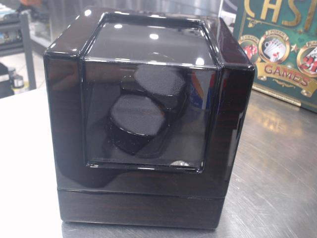 Automatic double watch winder