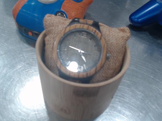 Montre en bois