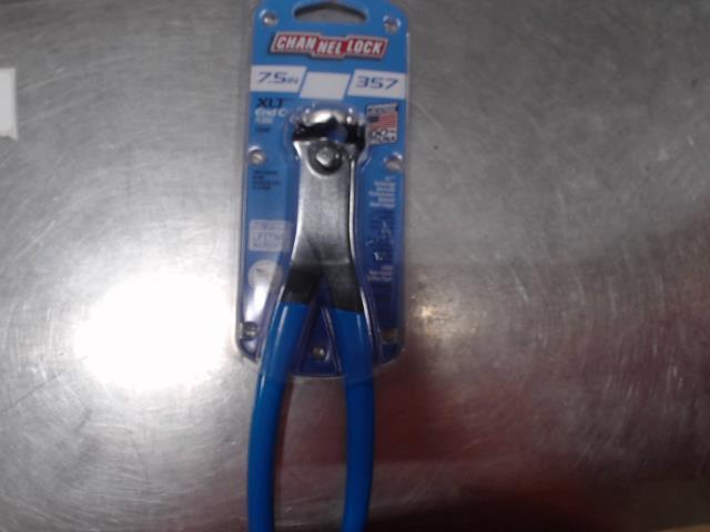 End cutting pliers