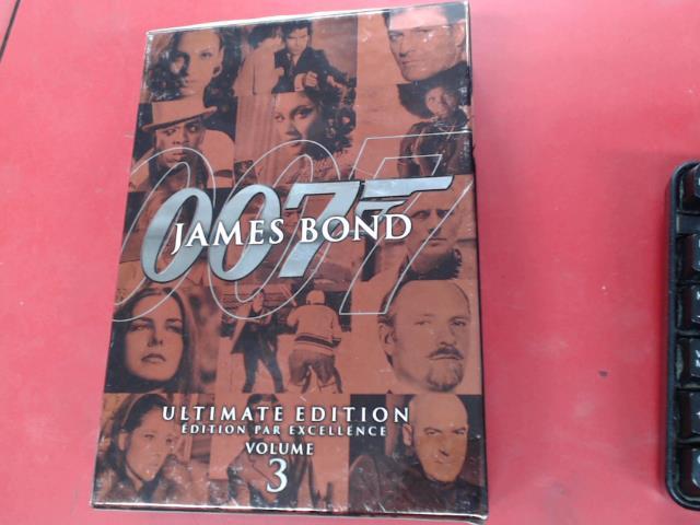 James bond ultimate edit. volume 3