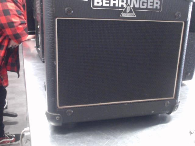 Behringer amplifer