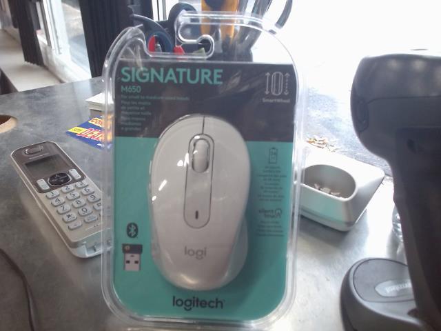 Souris blanche sans fil logitech