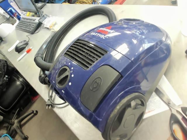 Aspirateur bleu