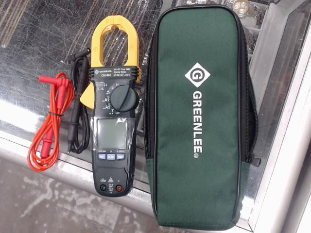 Clamp meter neuf ds case+acc