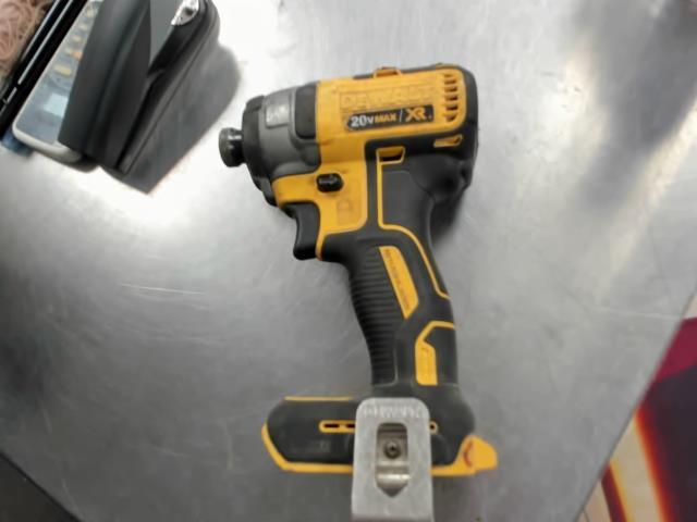 Impact dewalt