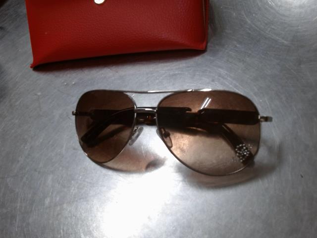 Guess sunglasses with red kit