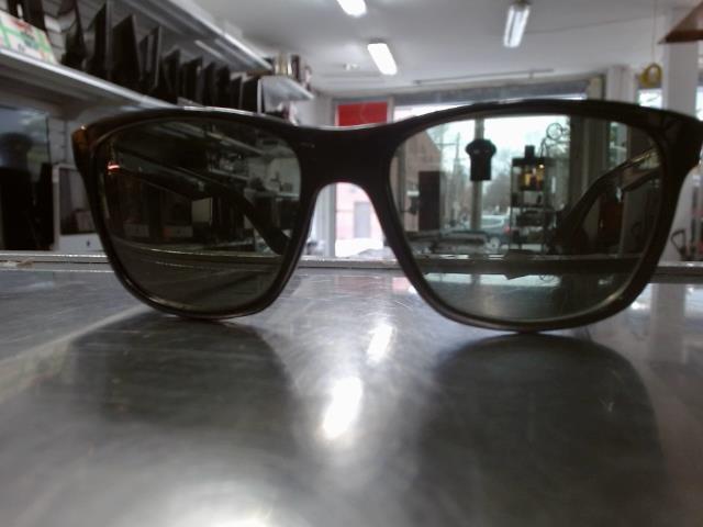 Lunettes noir rayban