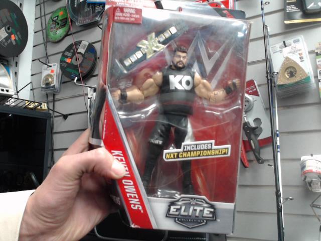 Figurine raw kevin owens