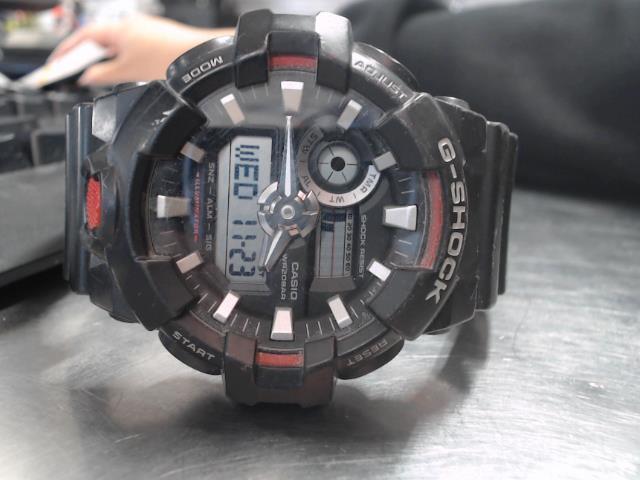 Montre g-shock noir