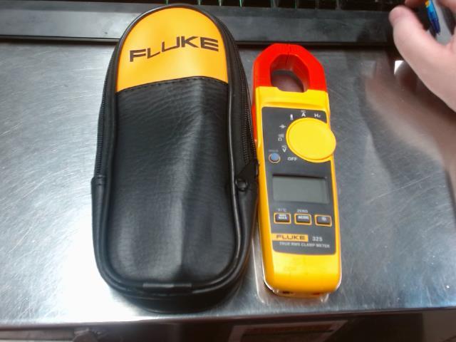 True rms clamp meter