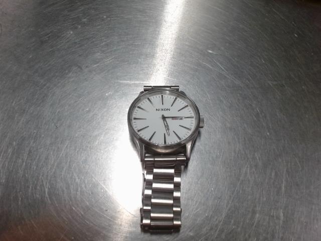 Montre pour homme