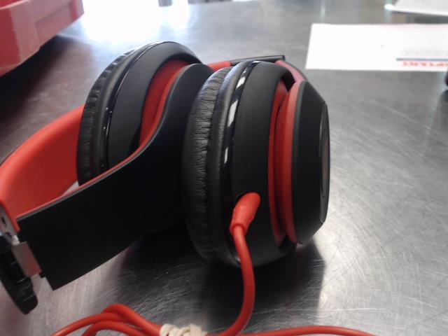 Beats studio 3+fil aux dboite