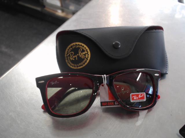 Lunette rouge et noir avec case