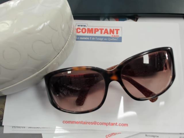 Lunettes demme dans etuie