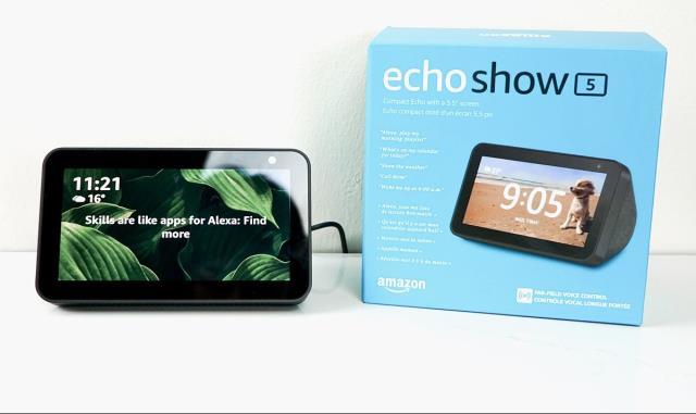 Echo show 5e gen in box ach ici