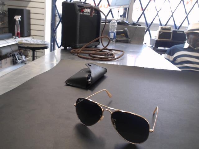 Gold aviator rayban