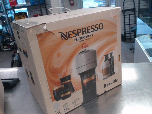 Machine a cafe neuf nespresso virtuonext