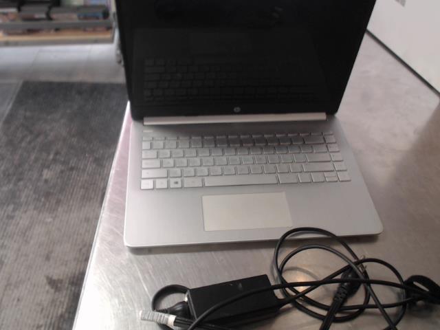 Laptop hp 3020e