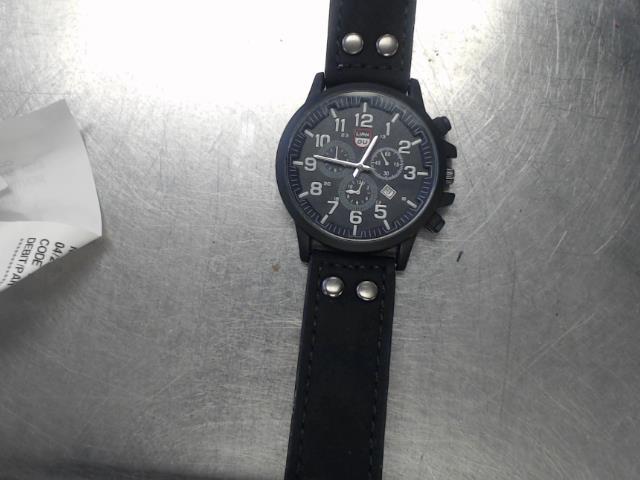 Montre noir neuve