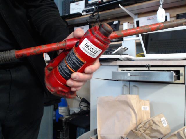 Hydraulic jack