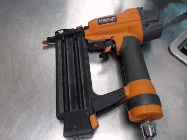 Brad nailer ridgid