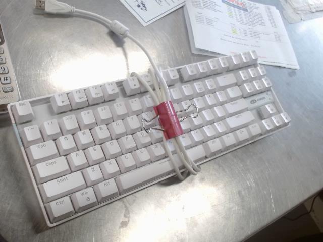 Clavier a fil mecanique blanc et bleu