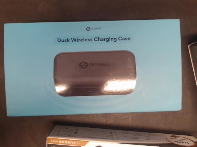 Dusk wireless charger