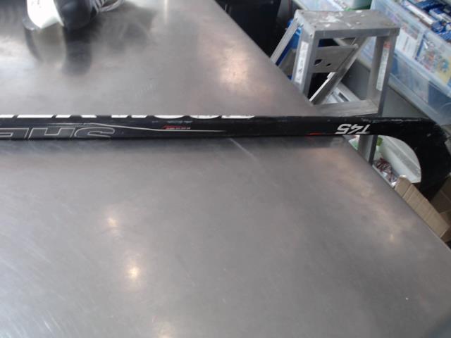 Baton de hockey noir