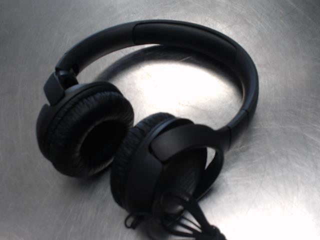 Headphone jbl tune 500