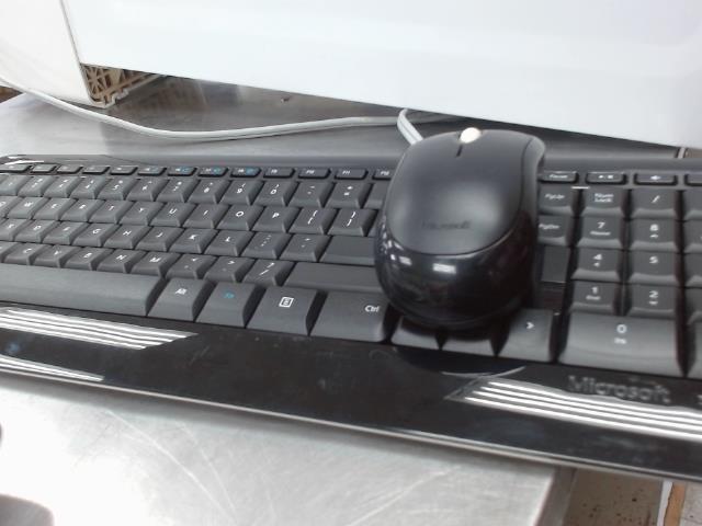 Clavier souris integrer