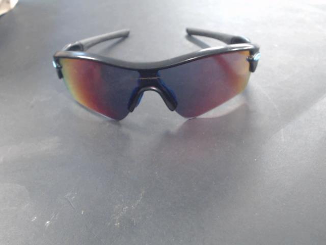 Lunette de sport oakley