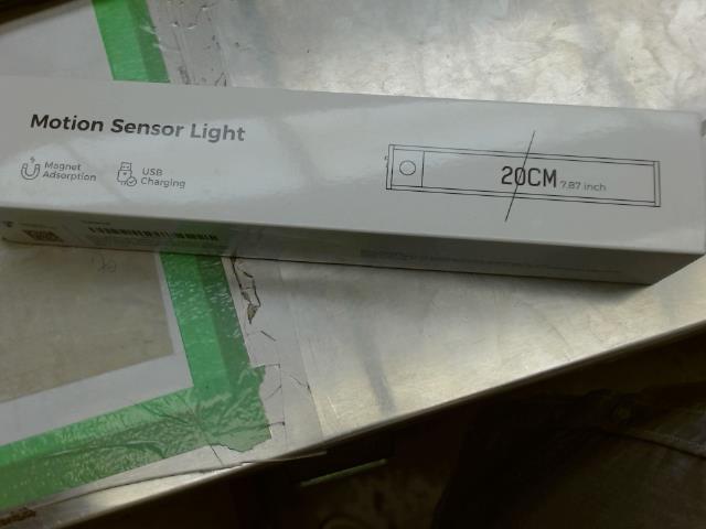 Motion sensor light neuf