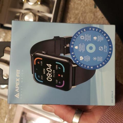 Apex fit smart watch brand new