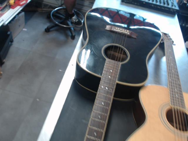 Guitar acoustic noir+hard case noir