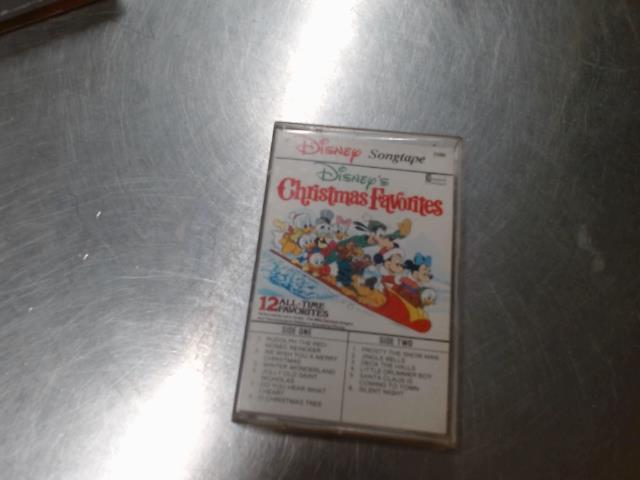 Casette disney christmas favorites