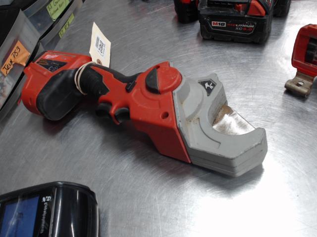 Plastic pipe cutter a batterie no batt