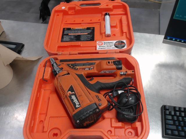 Paslode framing nailer dans case complet