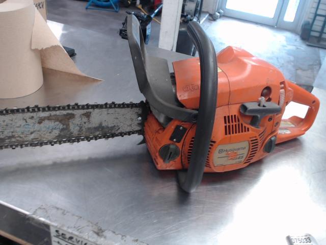 Chainsaw husqvarna 445 x-torq