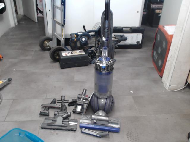 Dyson ball animal 2 + acc dans bac