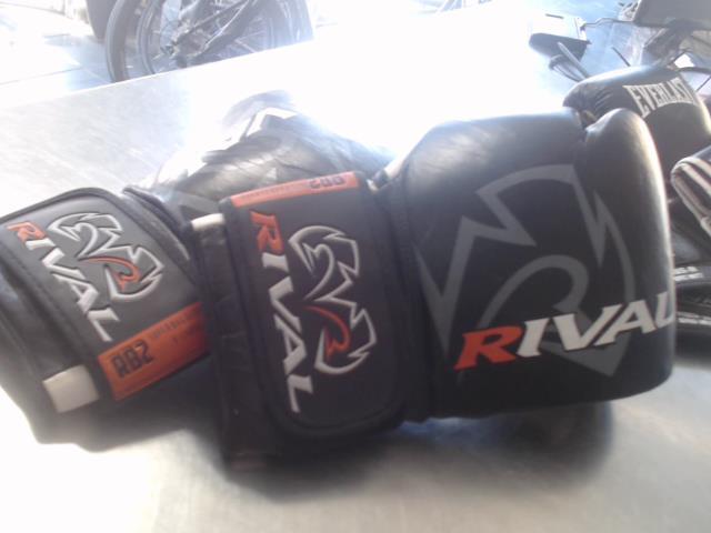 Rivals boxing gloves