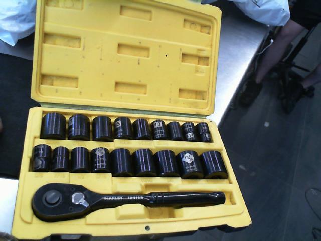 Stanley 89-818b outils a main 18 morceau