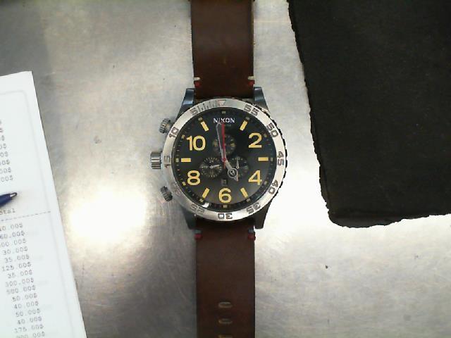 Nixon discount 300 meter