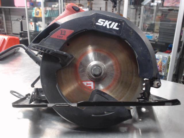 Circular saw a fil