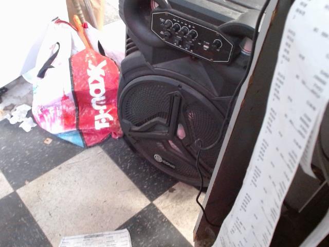 -bk,  speaker portatif