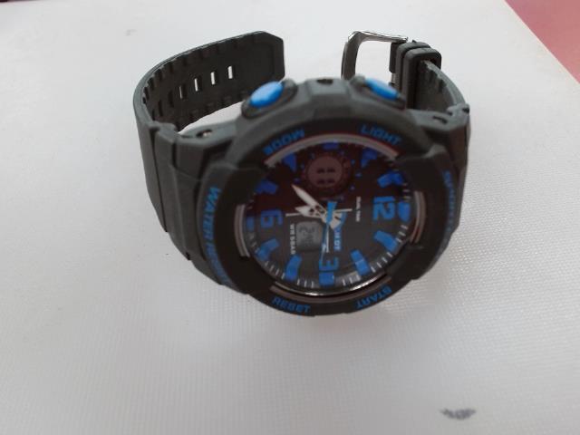 Montre sportif noir/bleu